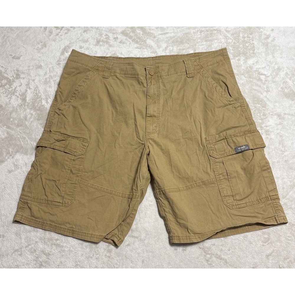 Wrangler Cargo Shorts Men's Size 38 Regular Stretch Flat Front Pockets